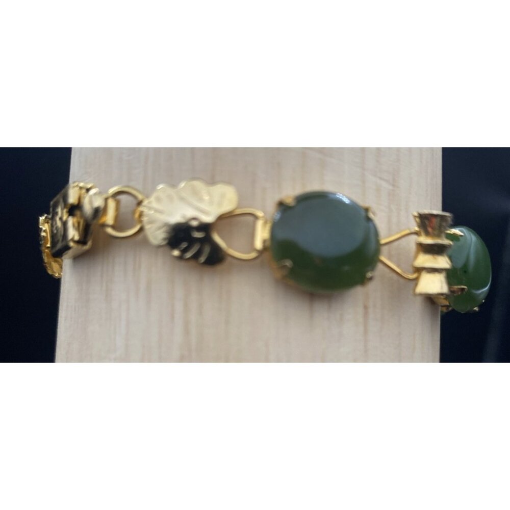 Vtg Green Jadeite Bracelet Gold Plated Bamboo Accent Floral Box Clasp 7" UV Test - Picture 2 of 16